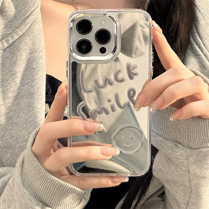 Dinos。 鏡面 iPhone 保護殼