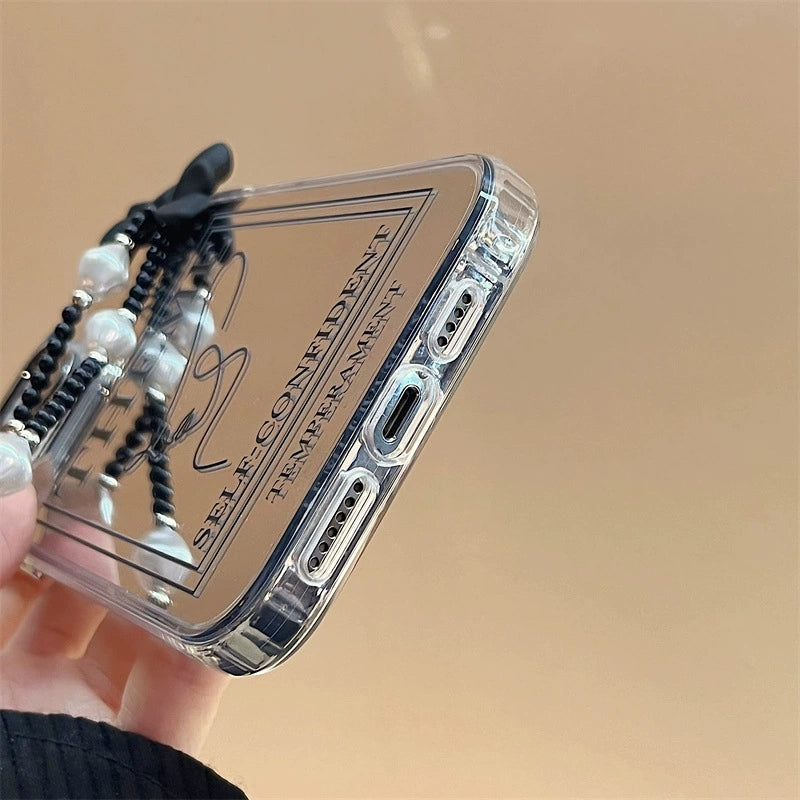 Dinos。 鏡面 iPhone 保護殼三合一加手機鏈