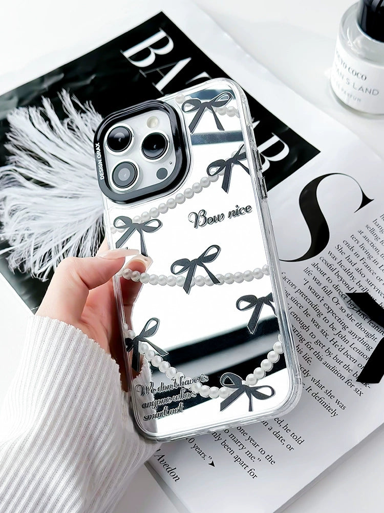 Dinos。iPhone手機殼三合一鏡面ins風手鍊蘋果